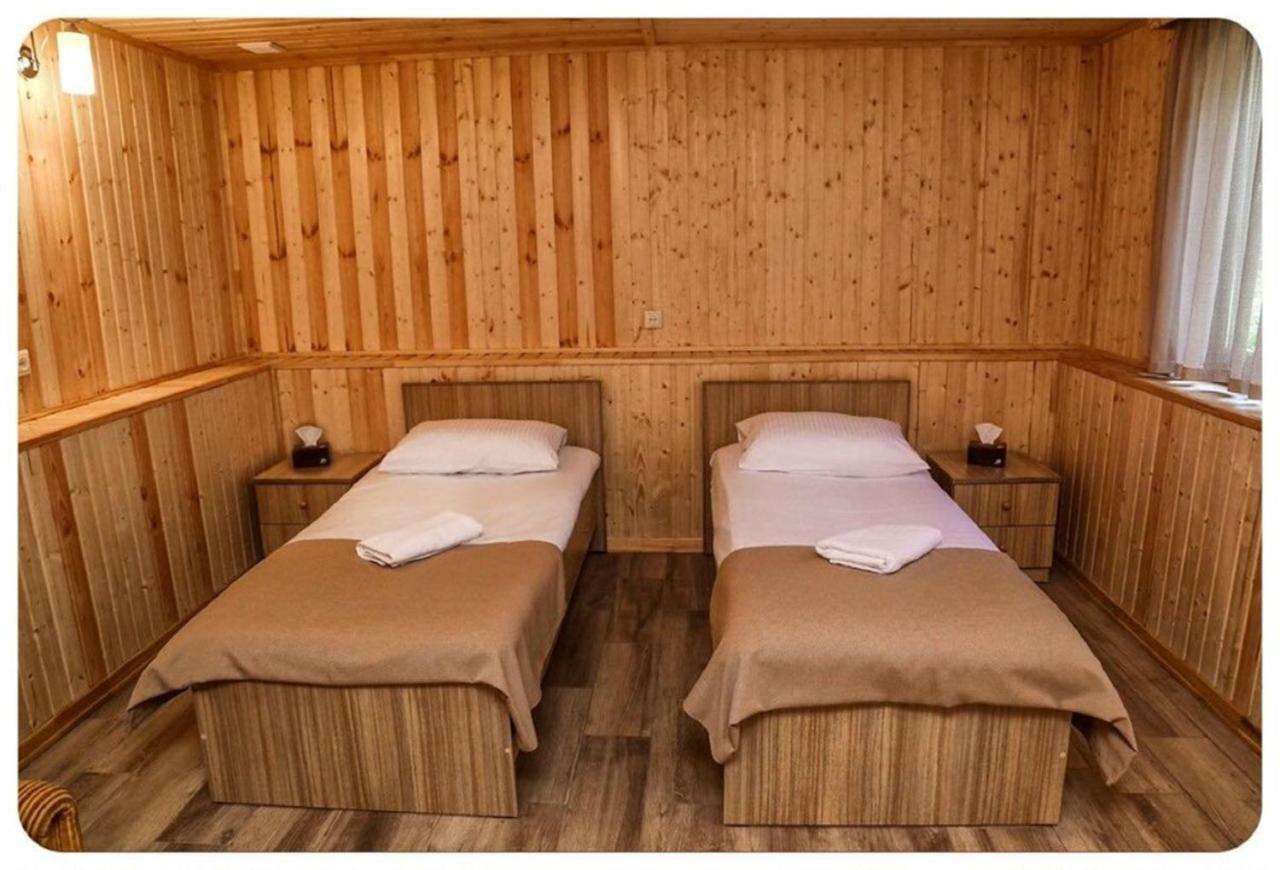 Hayi Tun Guest House Goris Extérieur photo