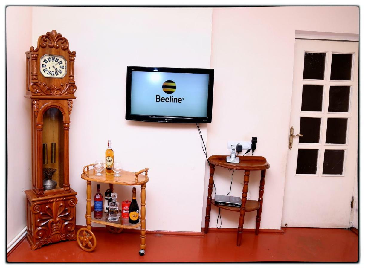 Hayi Tun Guest House Goris Extérieur photo